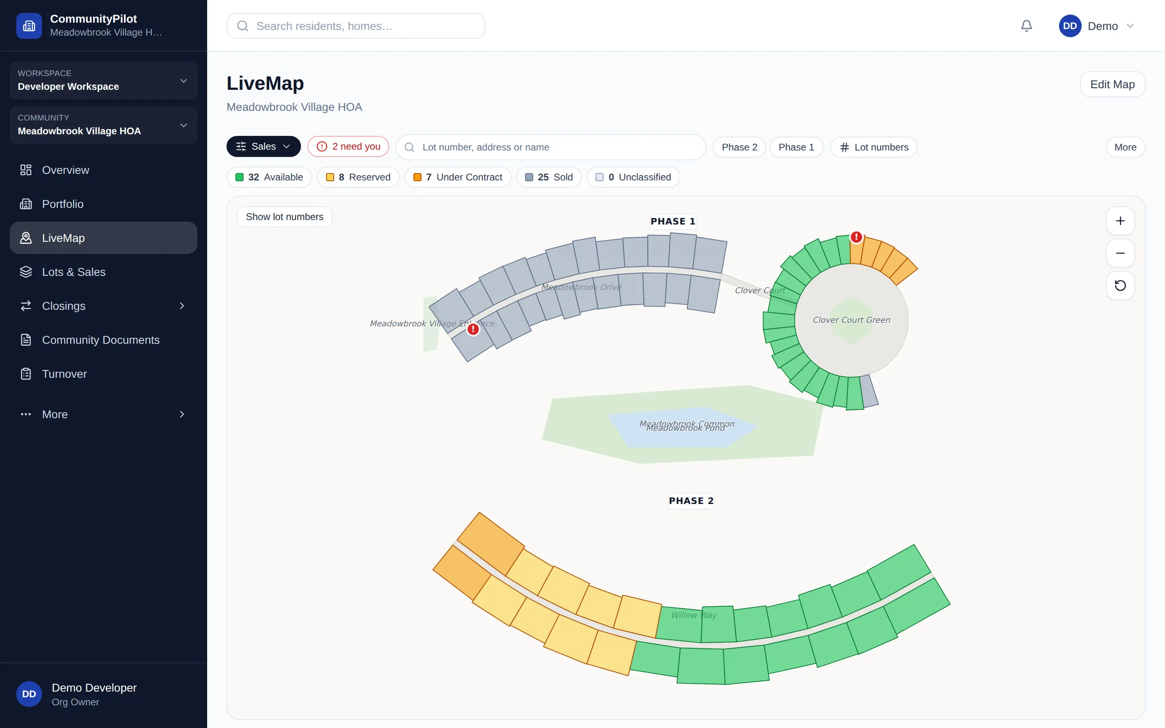CommunityPilot LiveMap in the Meadowbrook Village demo community: 32 lots available, 15 under contract and 25 sold, each coloured by status across two phases.